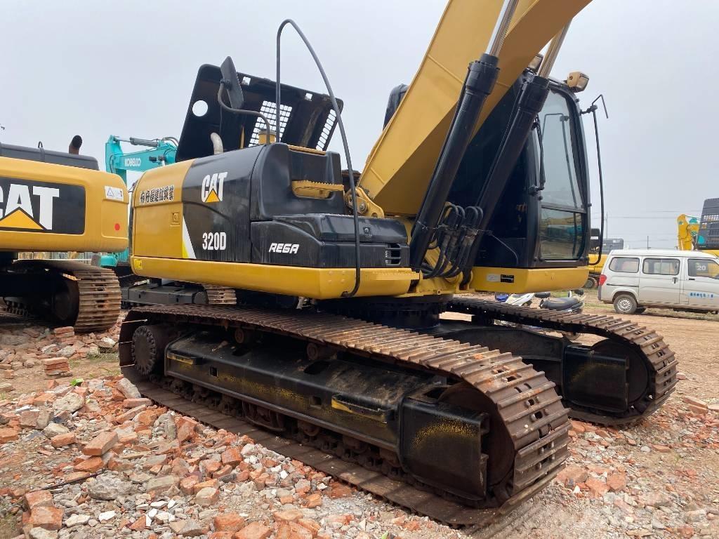 CAT 320 D L Excavatoare pe șenile
