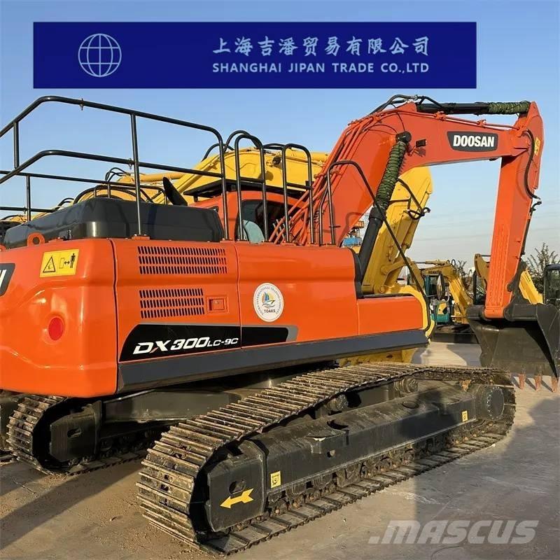 Doosan DX 300 Excavatoare pe șenile
