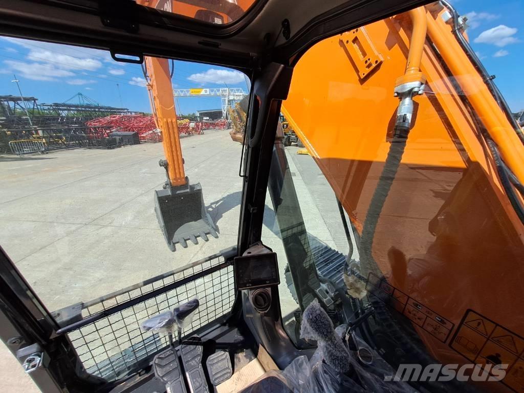 Develon DX225LC-7M Excavatoare pe șenile
