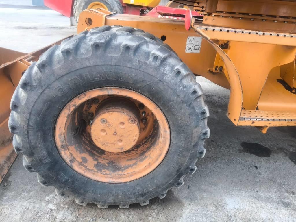 Case IH WX 145 Excavatoare cu roti