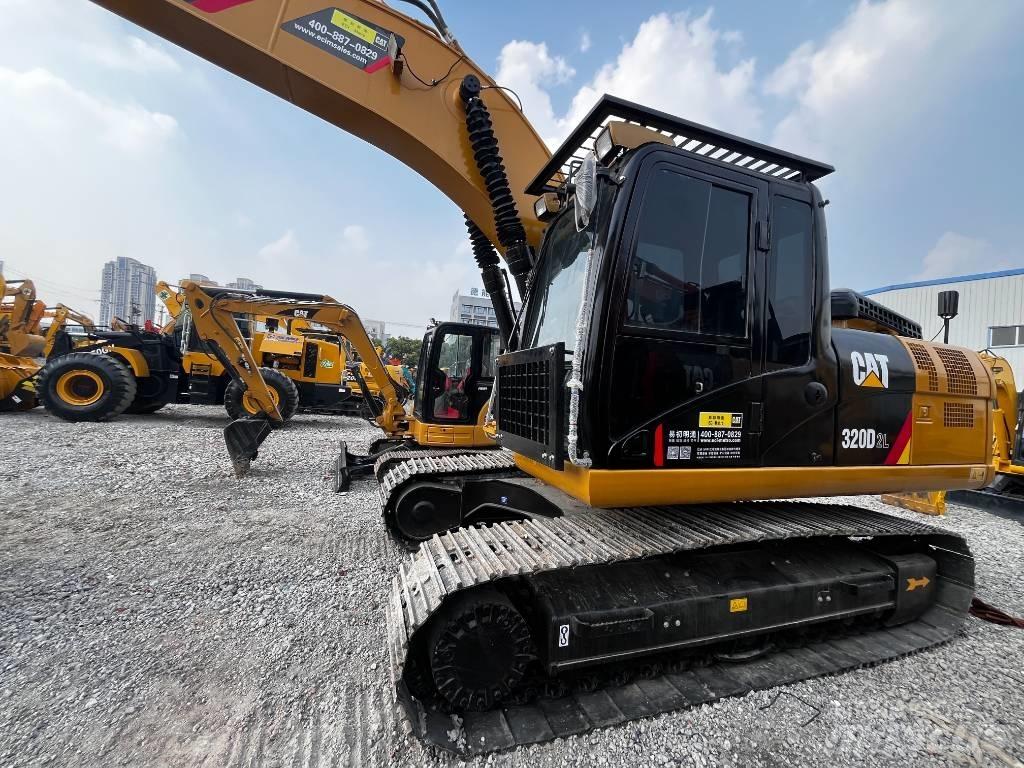 CAT 320 D2L Excavatoare pe șenile
