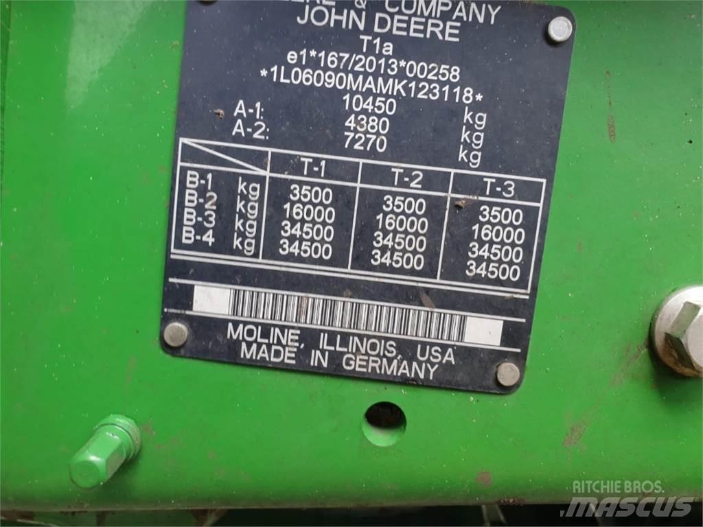 John Deere 6090M Tractoare
