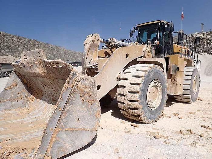 CAT 988K Incarcator pe pneuri