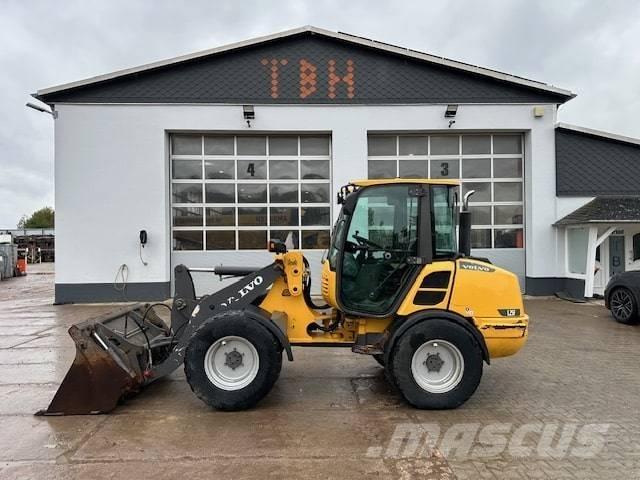 Volvo L 25 F Incarcator pe pneuri