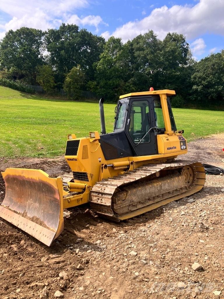 Komatsu D 41 P-6 Buldozere pe senile