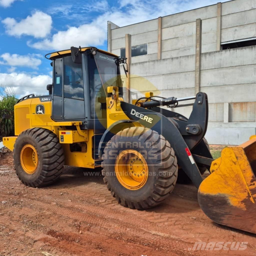 John Deere 524 K - II Incarcator pe pneuri