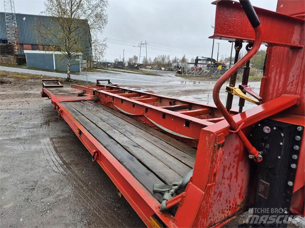 Sisu E13 450 Altele