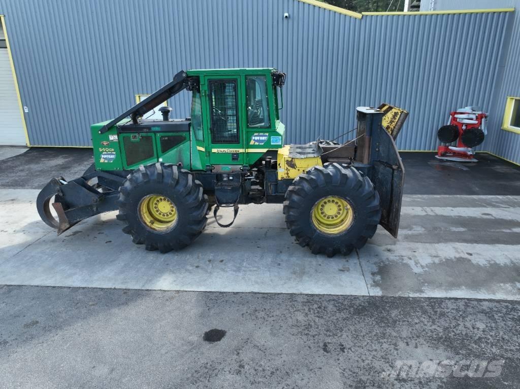 John Deere 540 G III Utilaje de manevrarea a bustenilor