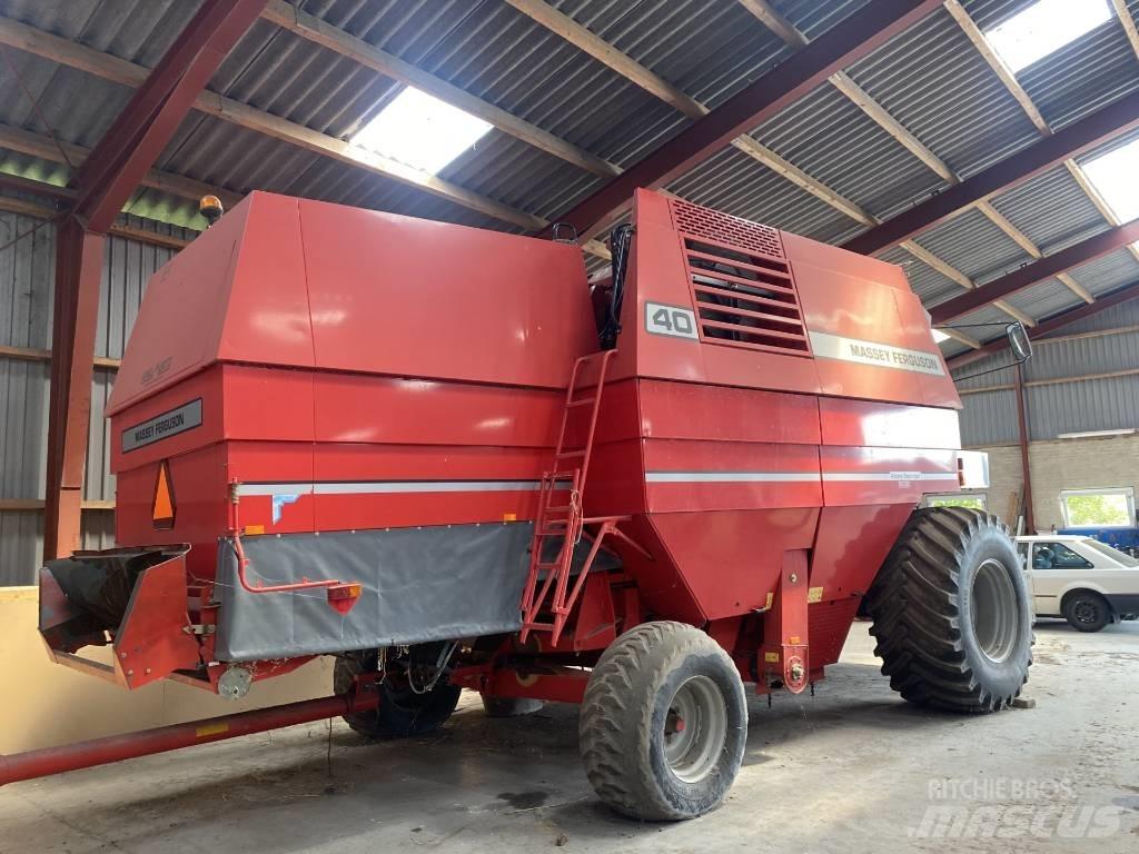 Massey Ferguson 40 Combine de secerat