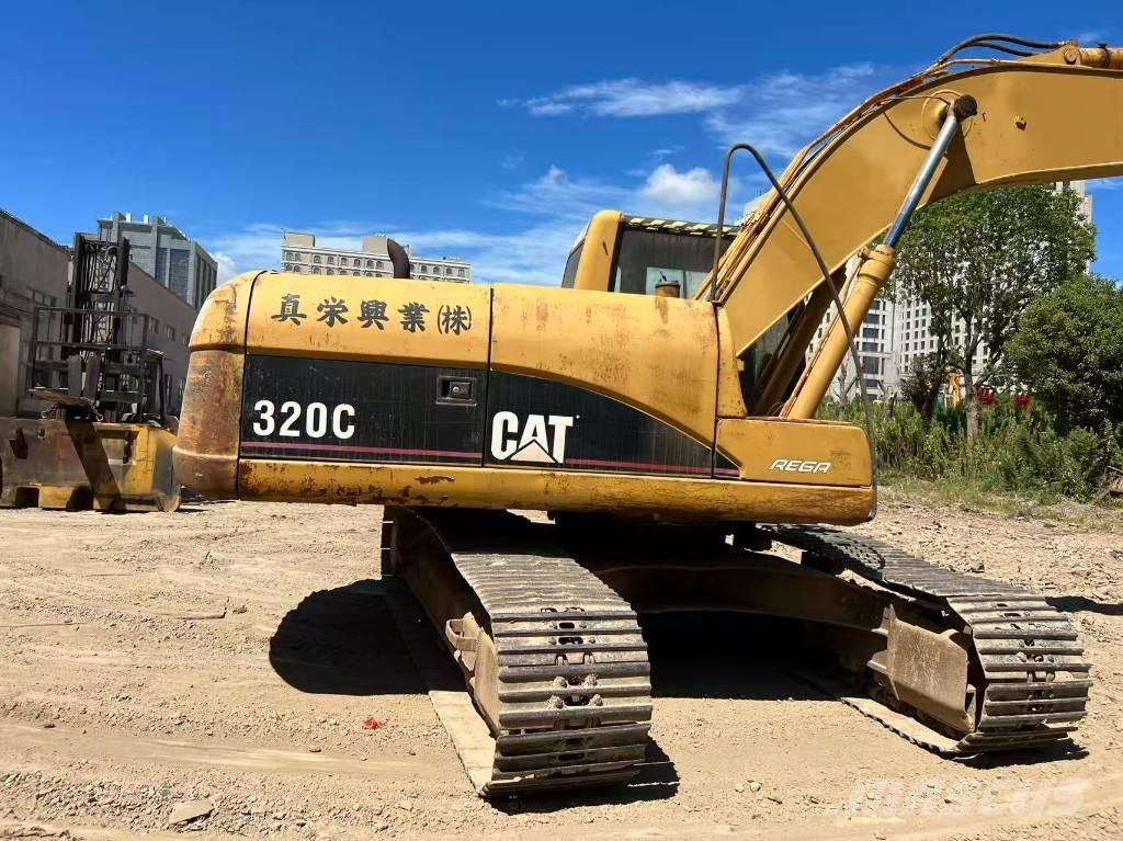 CAT 320 C Excavatoare pe șenile
