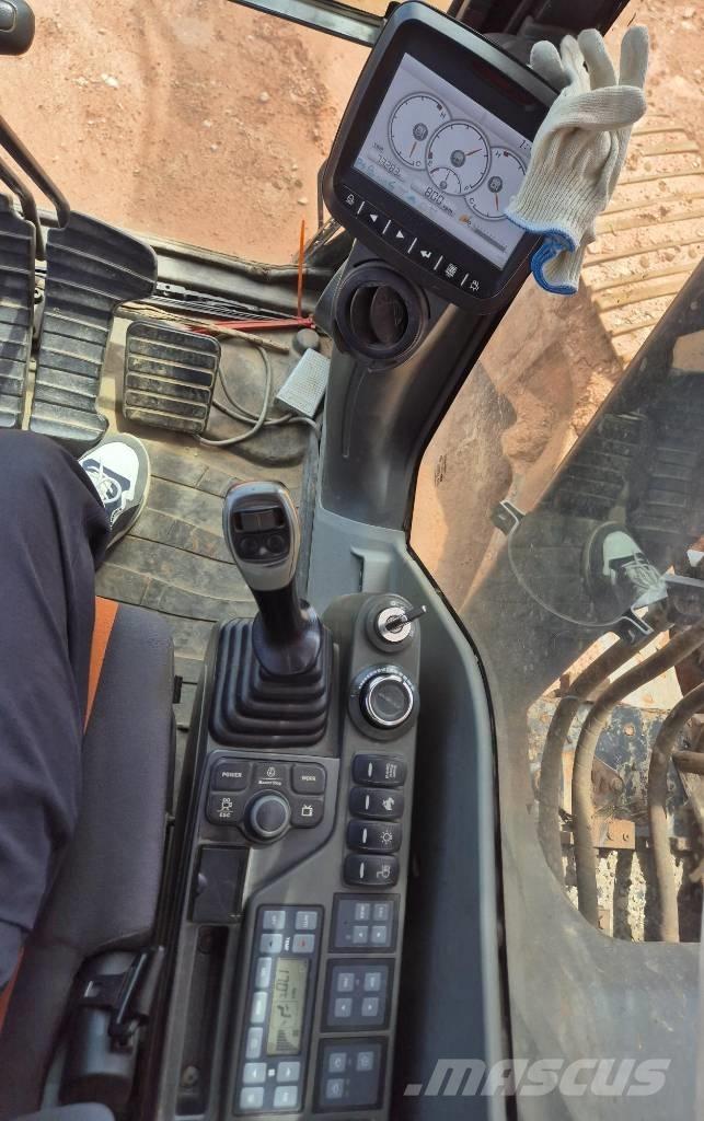 Doosan DX 300 LC-5 Excavatoare pe șenile
