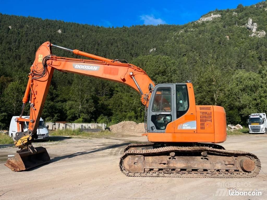 Doosan DX 235 LCR Excavatoare pe șenile
