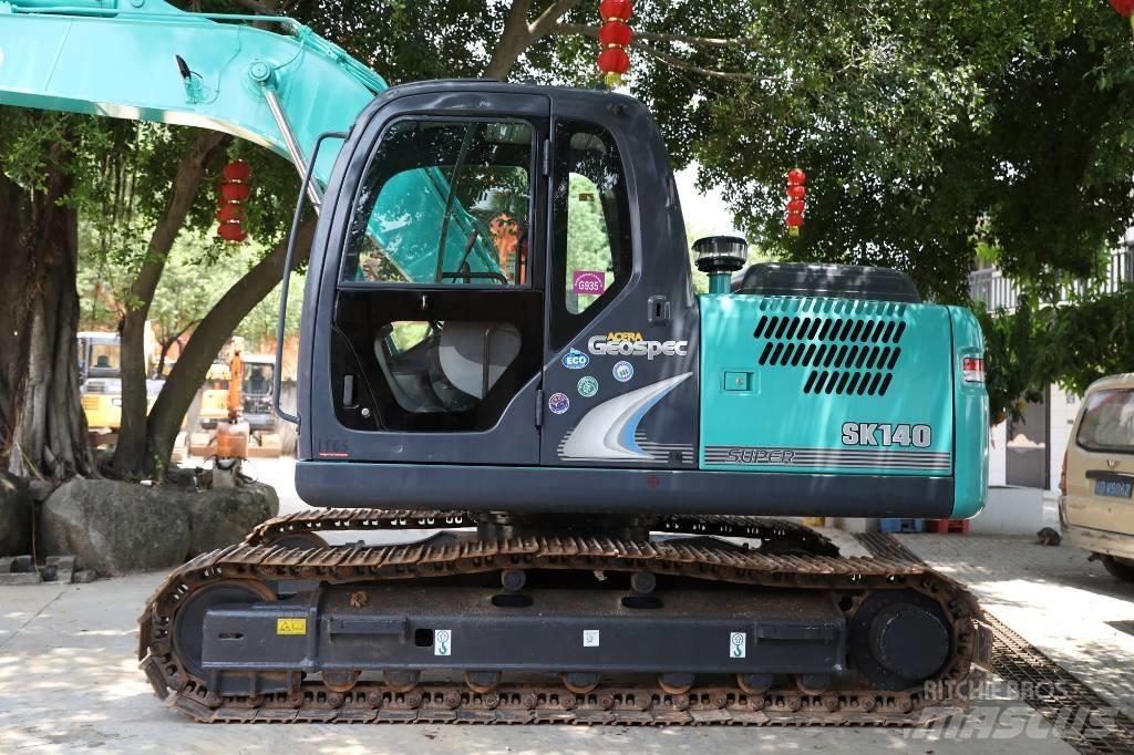 Kobelco SK140-8 Excavatoare 7t - 12t