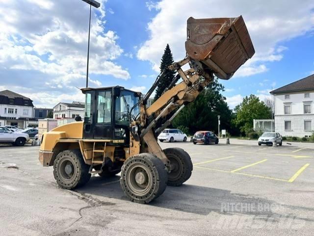 CAT IT 14 G 2 Incarcator pe pneuri