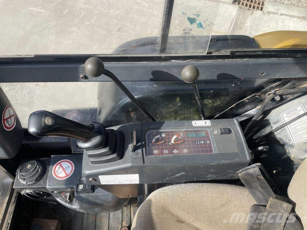 CAT 302.5 Mini excavatoare < 7t