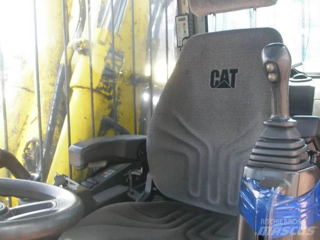 CAT M318F Excavatoare cu roti
