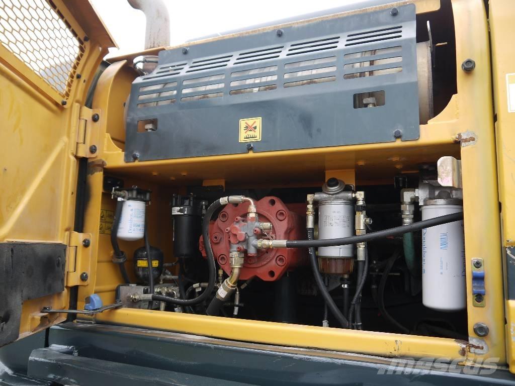 Hyundai HX 330 L Excavatoare pe șenile
