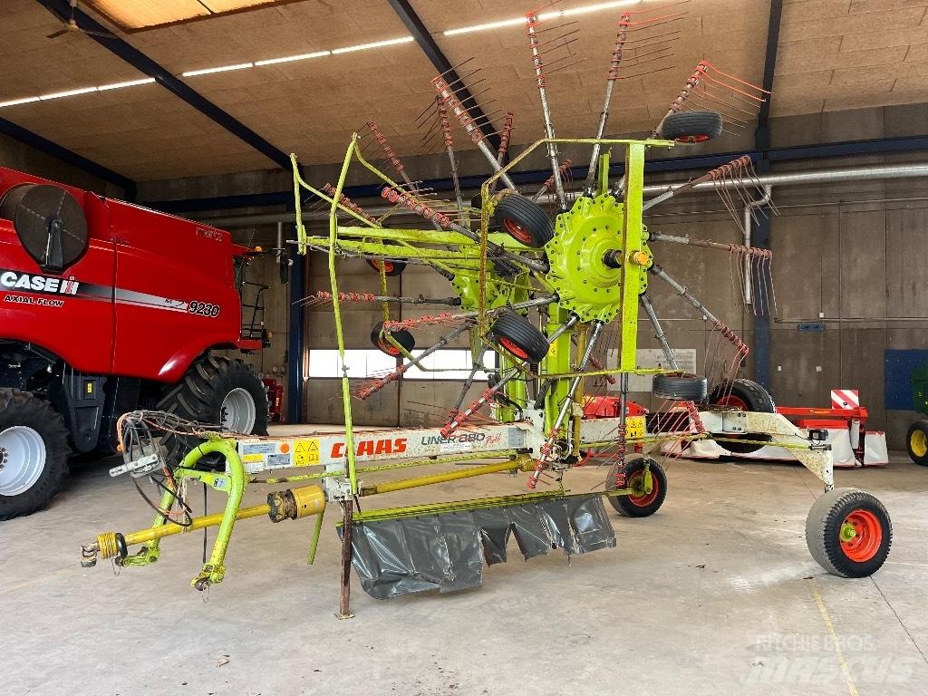 CLAAS Liner 880 L Greble