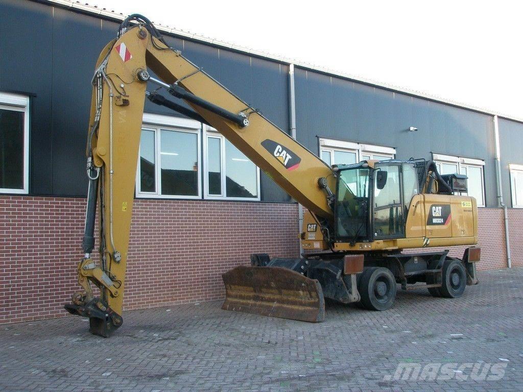 CAT MH3024 Paleta de manipulare