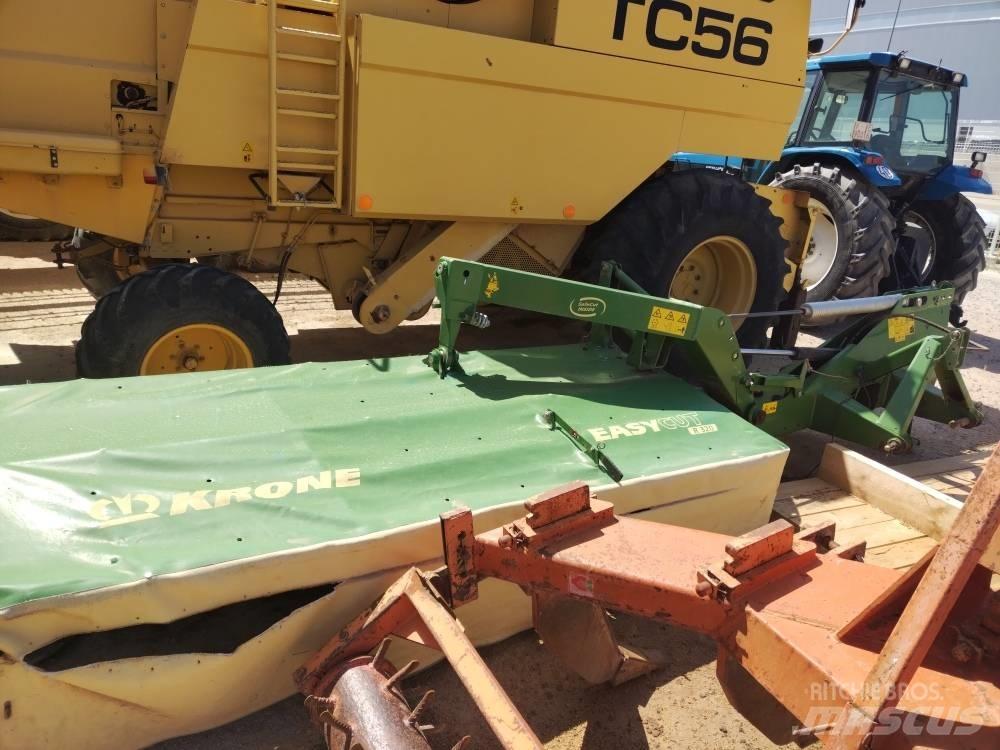 Krone Easy Cut R320 Cositoare de iarba