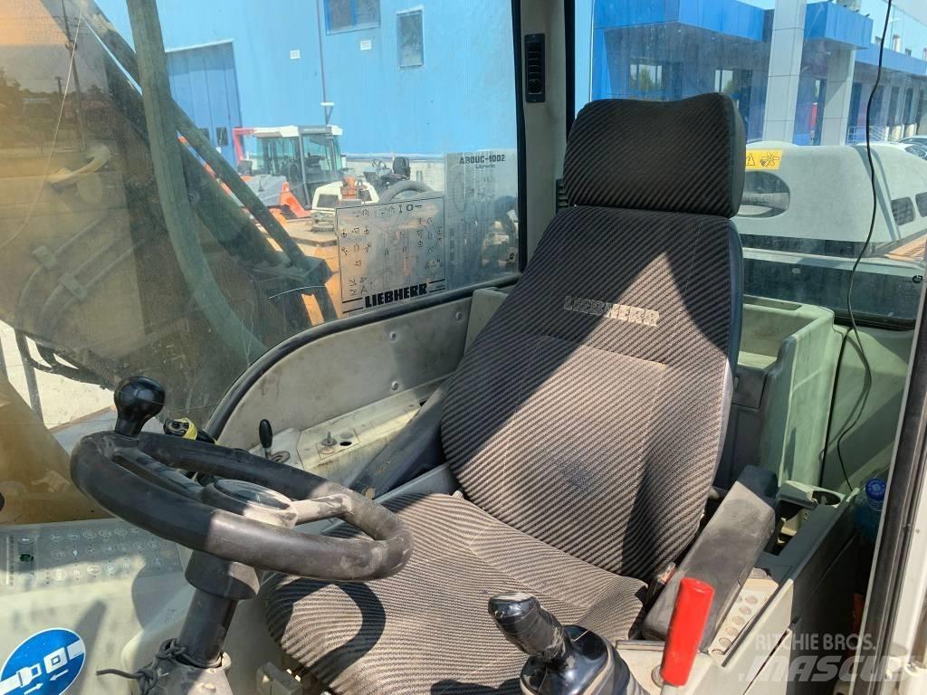Liebherr A 900 C Excavatoare cu roti