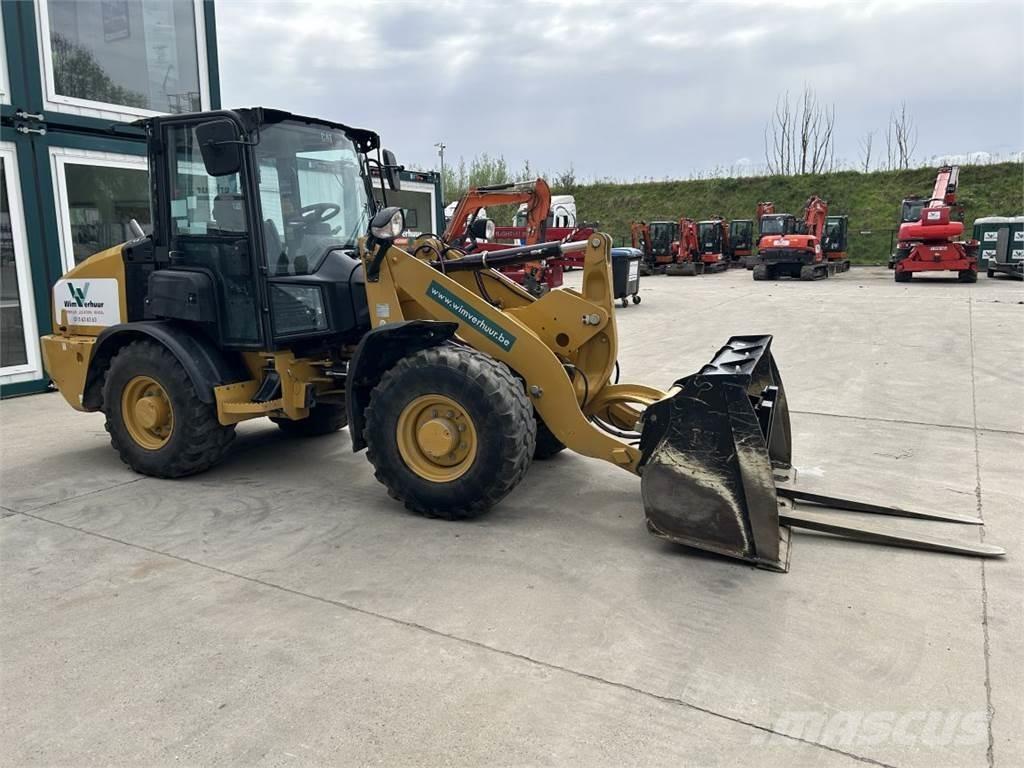 CAT 906M (8758) Incarcatoare multifunctionale