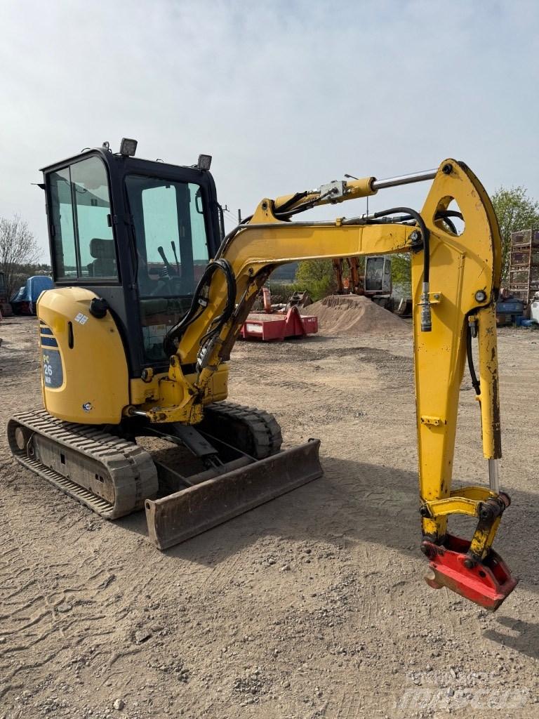 Komatsu PC 26 MR Mini excavatoare < 7t