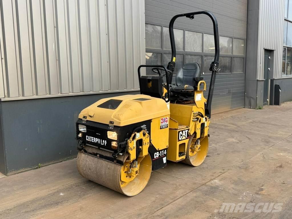 CAT CB114 Cilindri compactori dubli