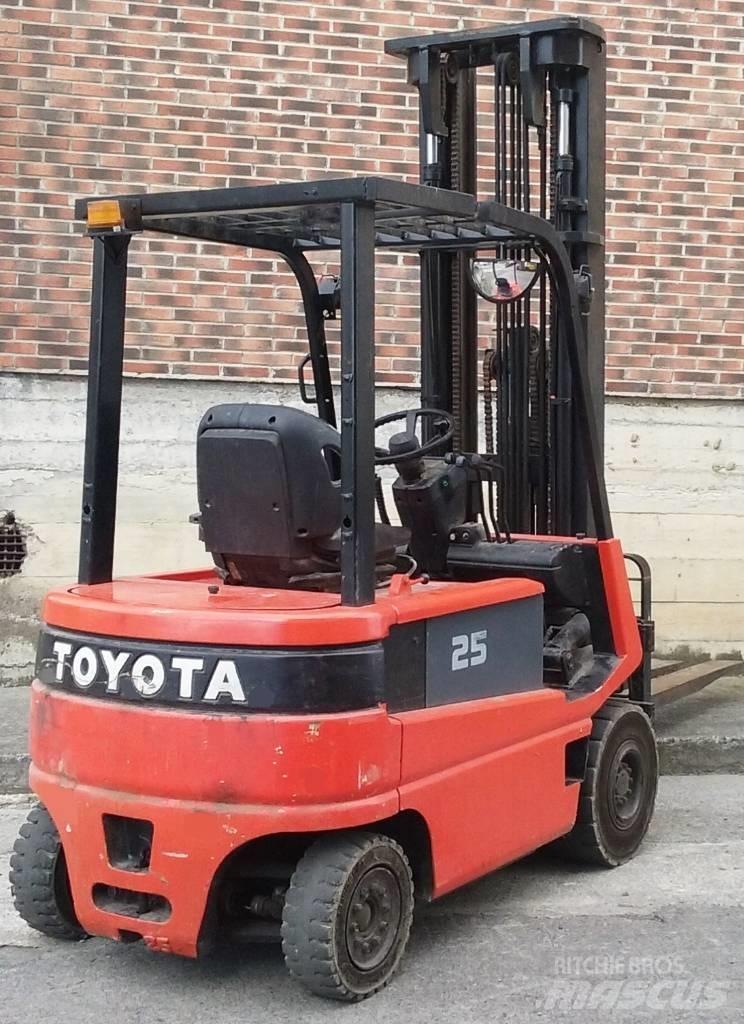 Toyota FBMF25 Stivuitor electric