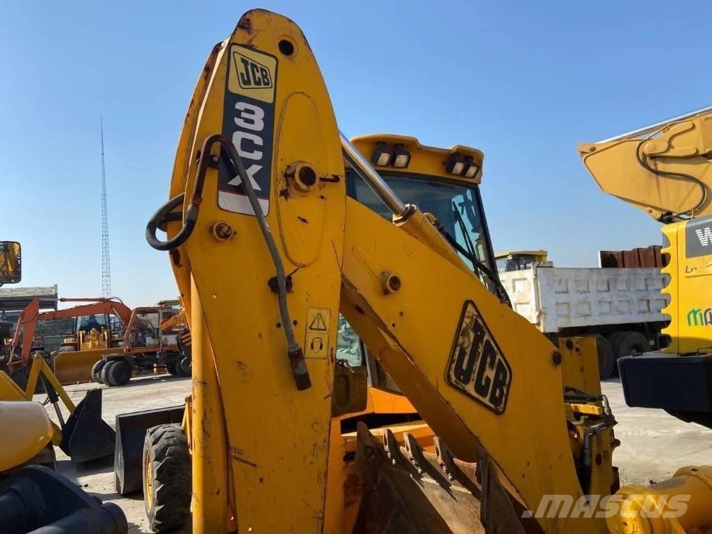 JCB 3 CX Buldoexcavatoare