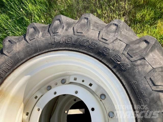 Trelleborg 440/65R24 Roti