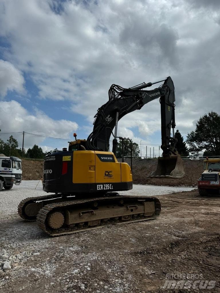 Volvo ECR 235 C L Excavatoare pe șenile
