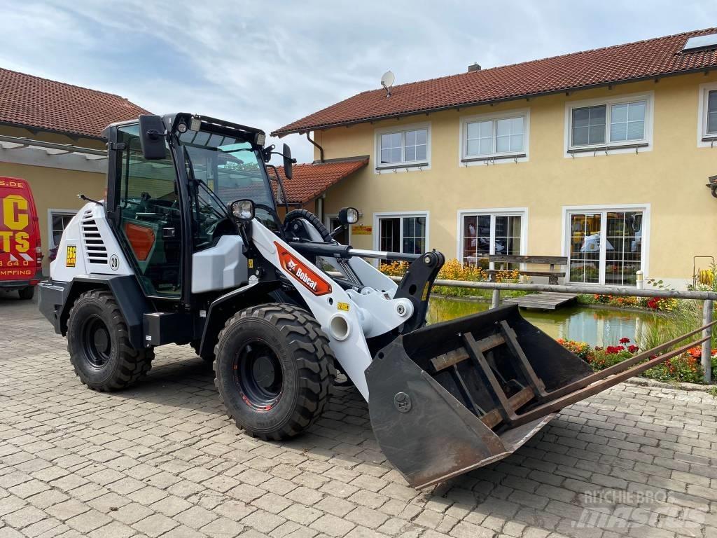 Bobcat L 75 Incarcator pe pneuri
