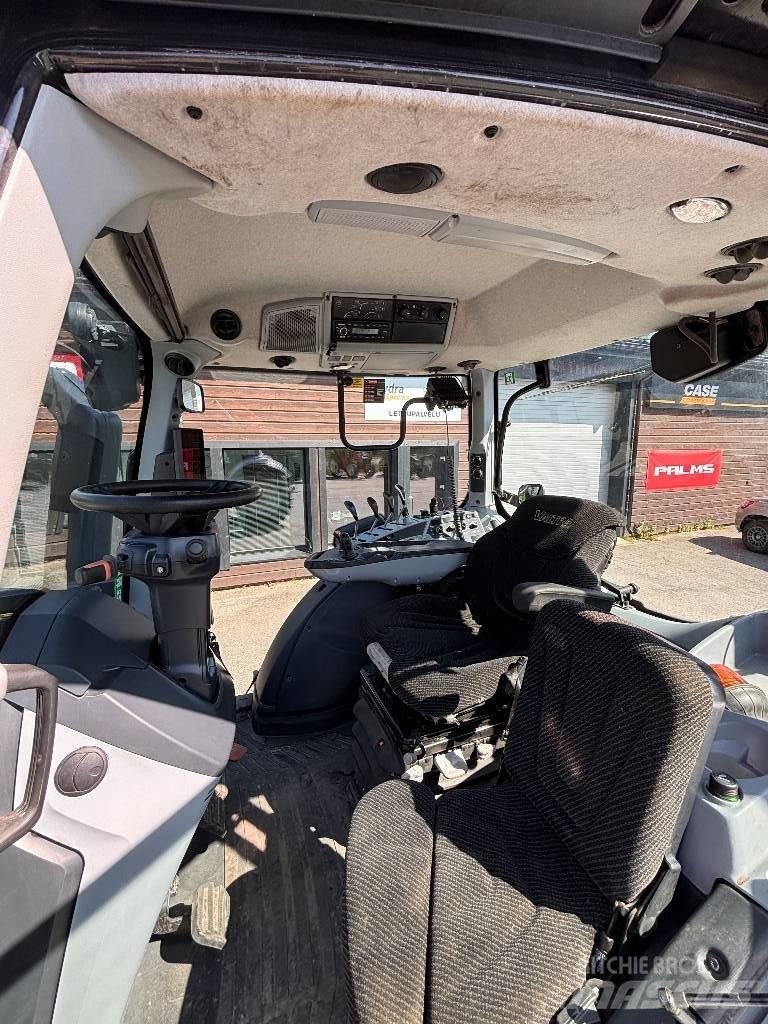 Valtra T 145 Active Tractoare