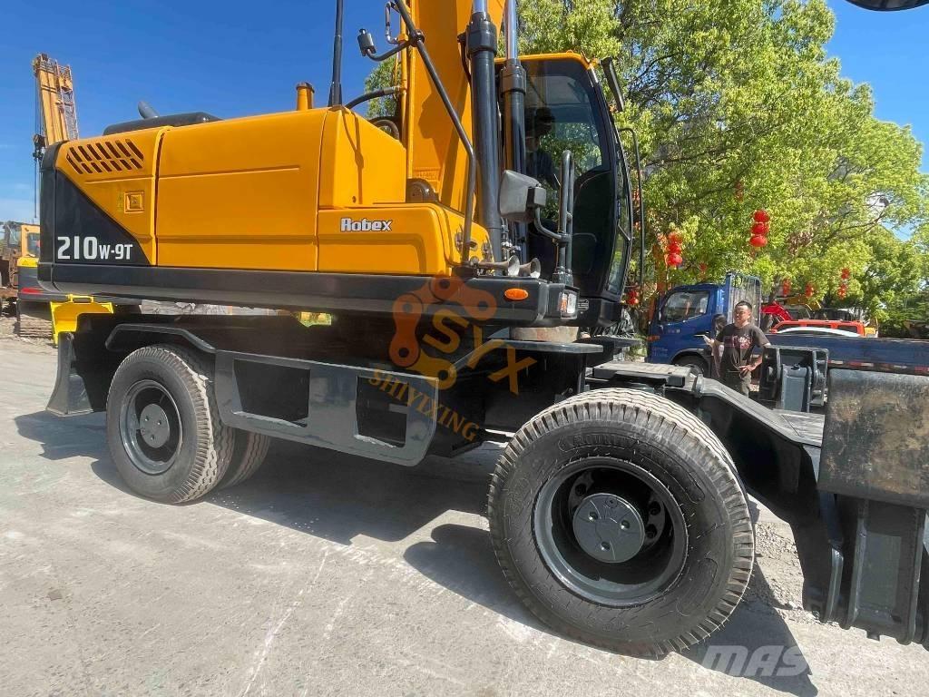 Hyundai R210W Excavatoare cu roti