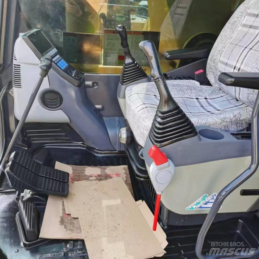 Komatsu 450LC-8 Excavatoare pe șenile
