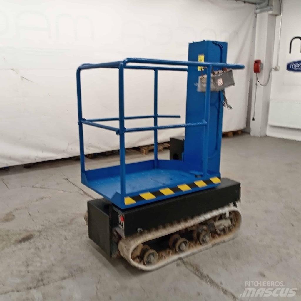 Aichi RM 04 B Nacele cu brat telescopic