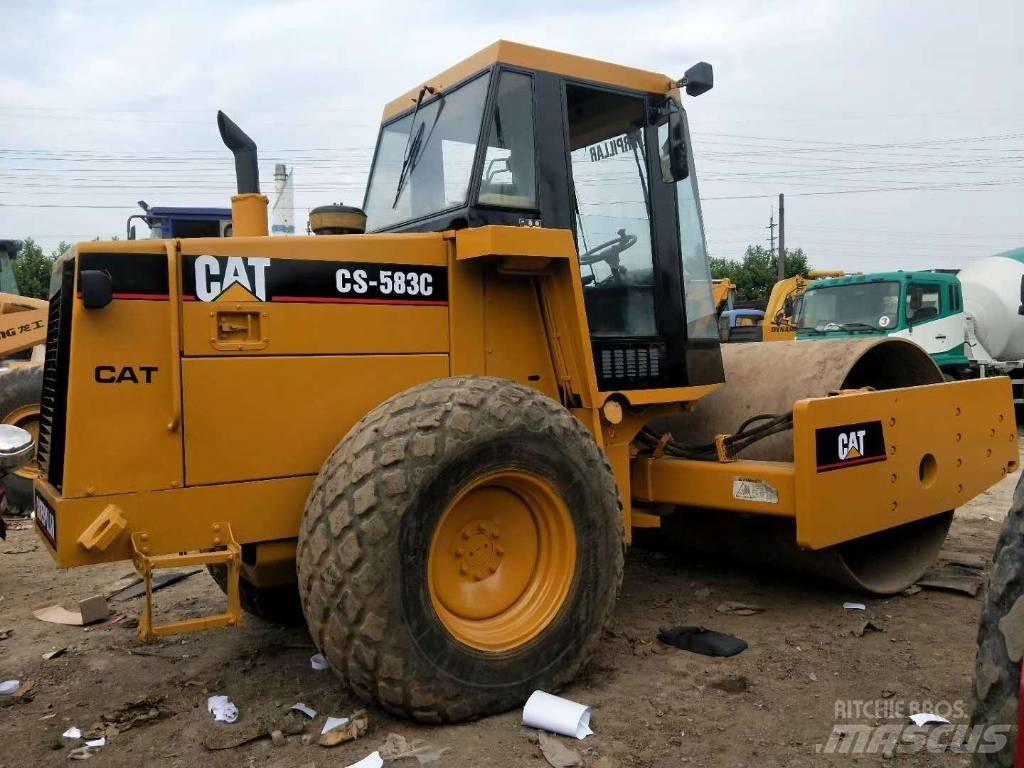 CAT CS 583 C Compactoare monocilindrice