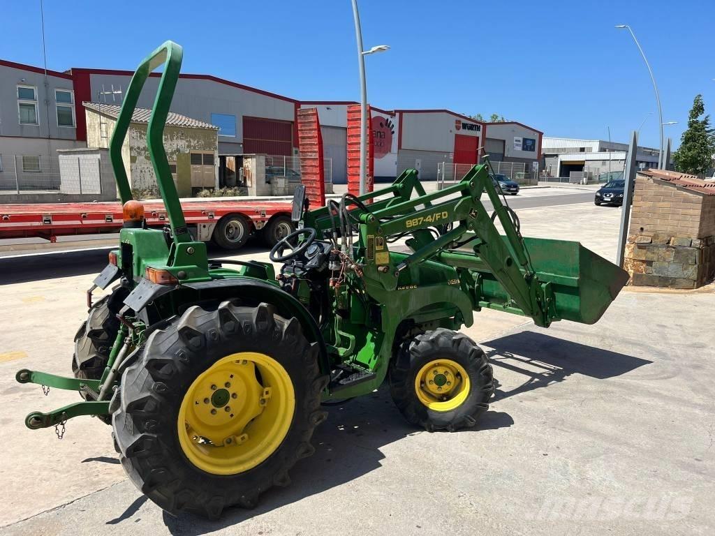 John Deere 946 Tractoare