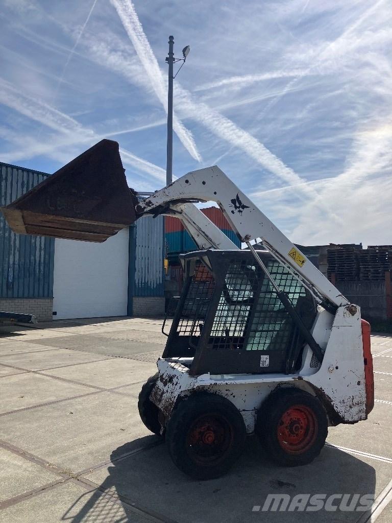 Bobcat S 100 Mini incarcator