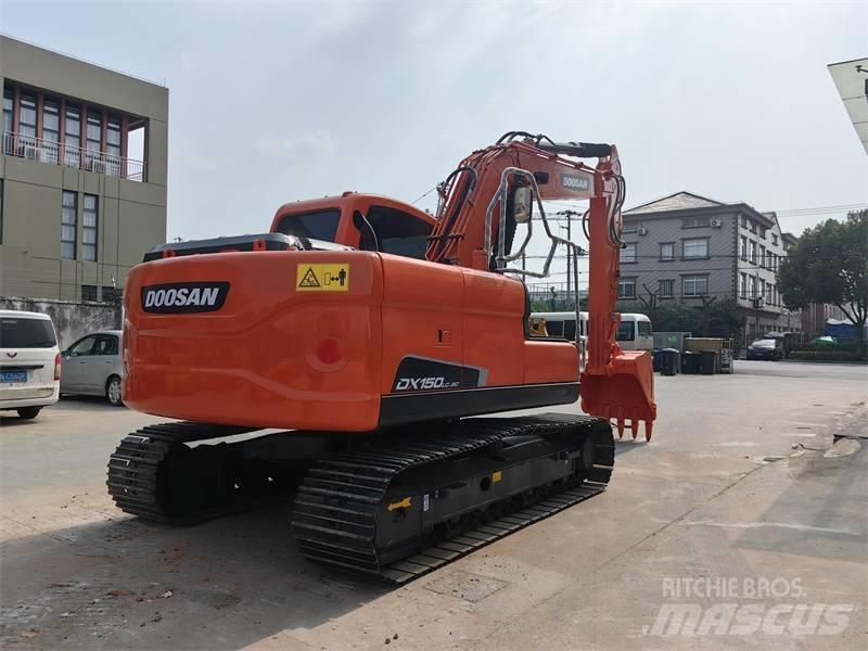 Doosan DX150 Excavatoare pe șenile
