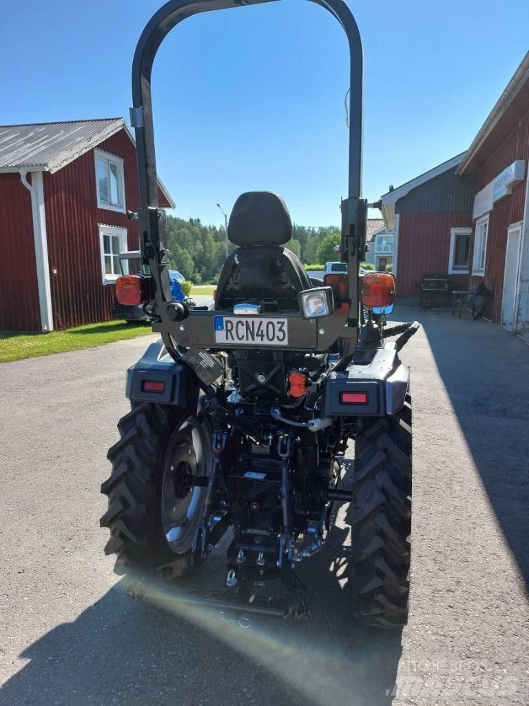 Solis 26 XL 9+9 Tractoare