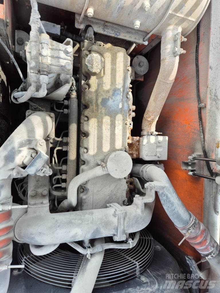 Doosan DX210WA Excavatoare cu roti
