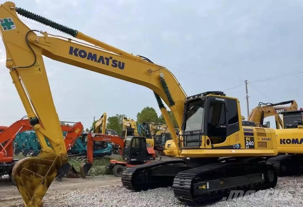 Komatsu PC 240 Excavatoare pe șenile
