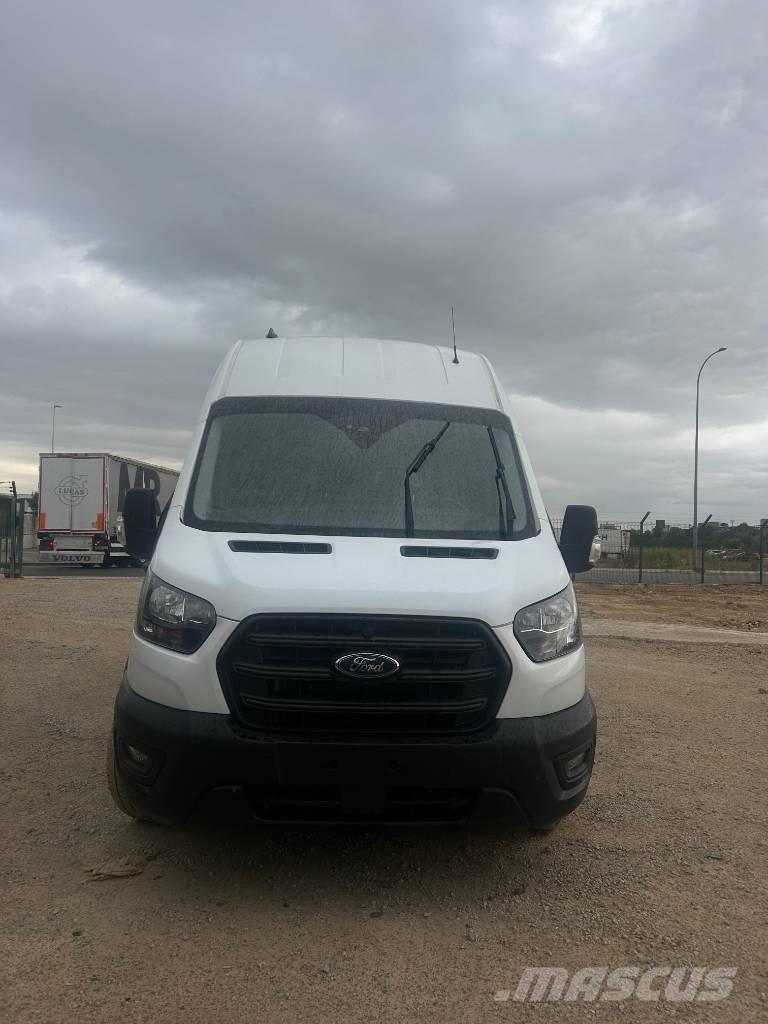 Ford Transit Utilitara