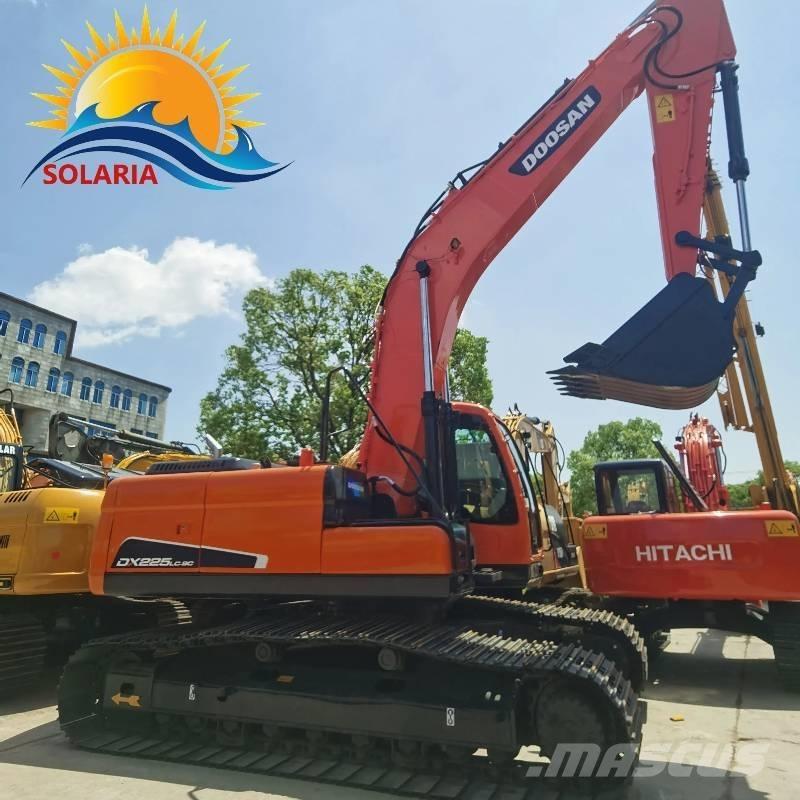 Doosan DX 225 LC Excavatoare pe șenile
