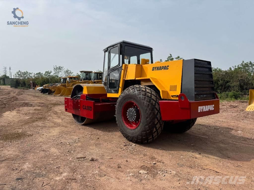 Dynapac CA 30 D Compactoare monocilindrice