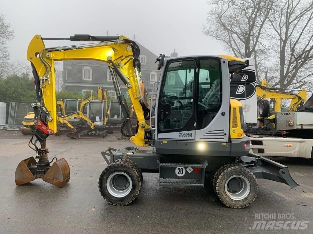 Wacker Neuson EW65 Excavatoare cu roti