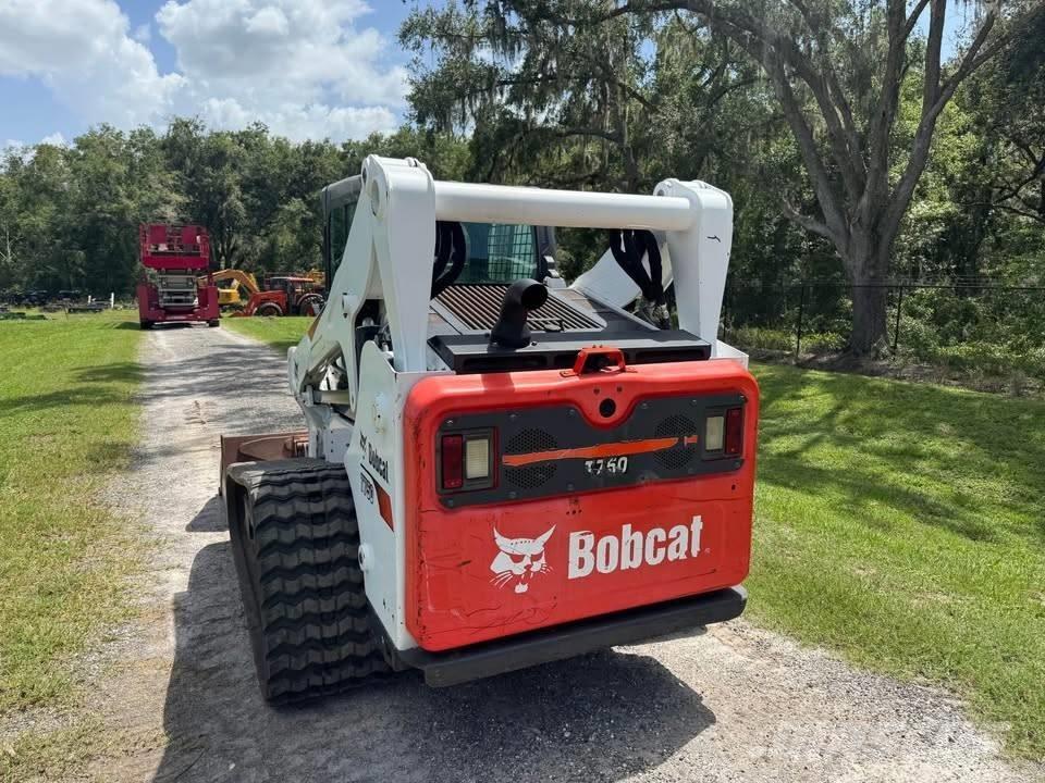 Bobcat T750 Mini incarcator