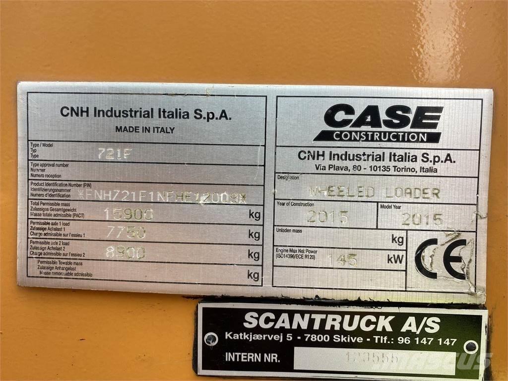 CASE 721F Incarcator pe pneuri